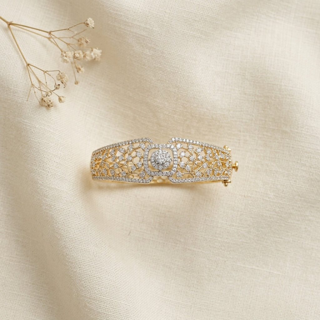 The Ivy Lattice Bangle