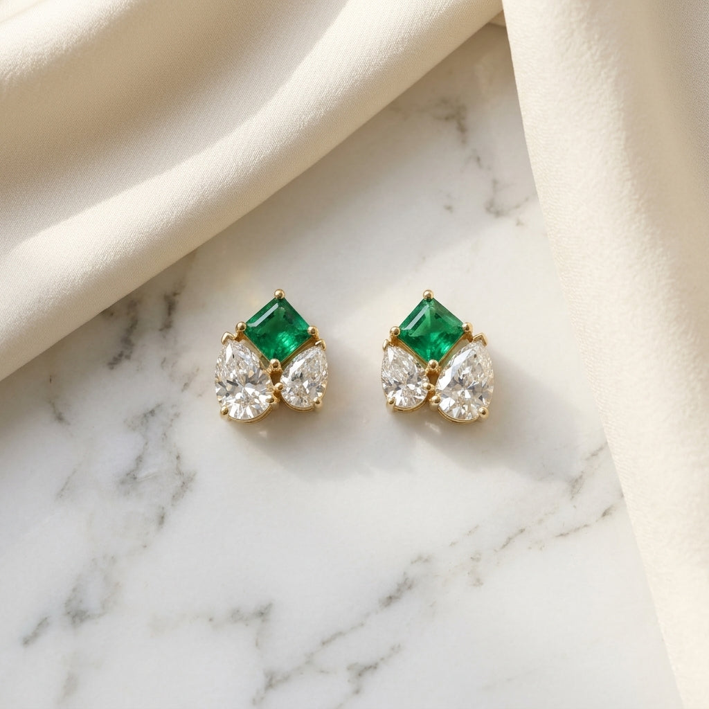 The Ivy Kite Studs