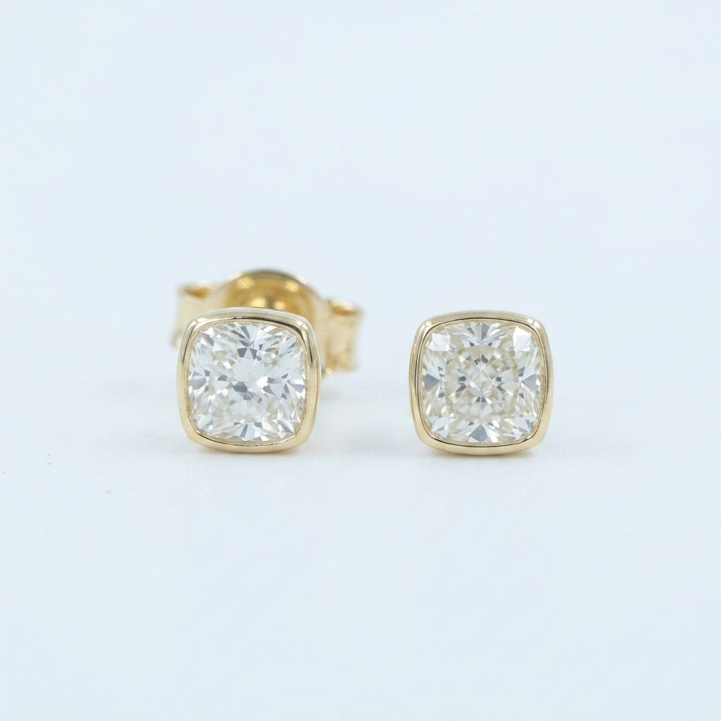 Gilded Eternity Studs