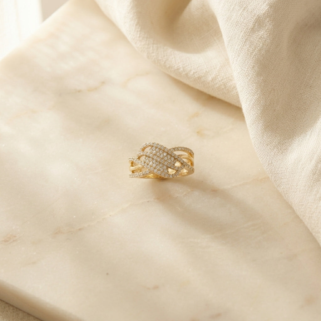 Serpentine Shimmer Ring